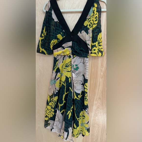 Diane Von Furstenberg Yellow and Black Floral Midi Dress - Picture 10 of 14